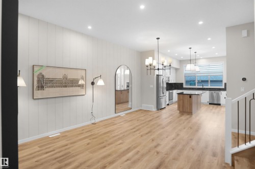 7100 51 Avenue, Beaumont, AB - Indoor Photo Showing Kitchen With Upgraded Kitchen