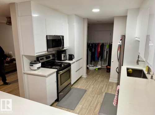 #108 7805 159 St Nw, Edmonton, AB - Indoor