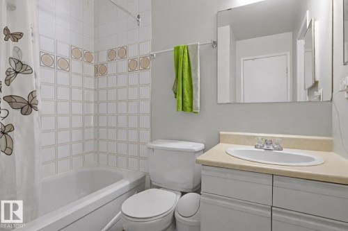 #302 6204 180 St Nw, Edmonton, AB - Indoor Photo Showing Bathroom