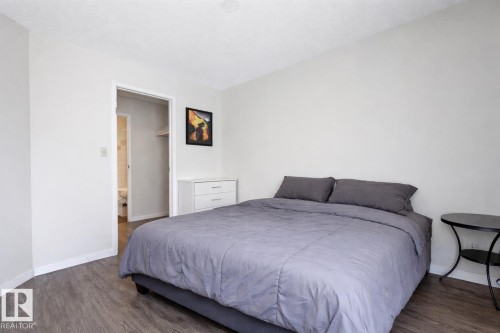 #302 6204 180 St Nw, Edmonton, AB - Indoor Photo Showing Bedroom