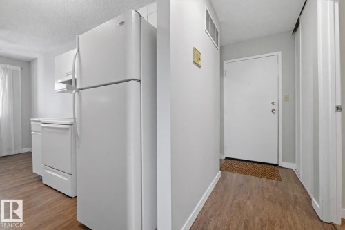 #302 6204 180 St Nw, Edmonton, AB - Indoor