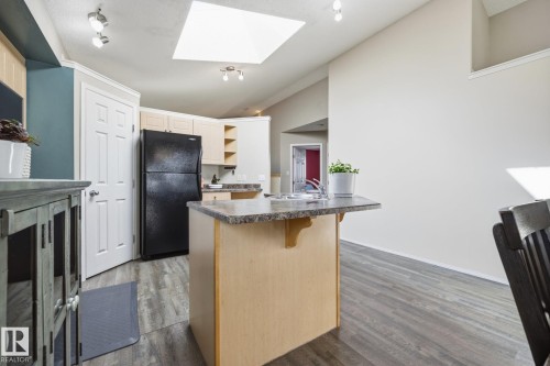 411 86 Street Sw, Edmonton, AB 
