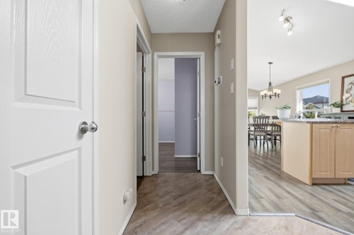 411 86 Street Sw, Edmonton, AB 