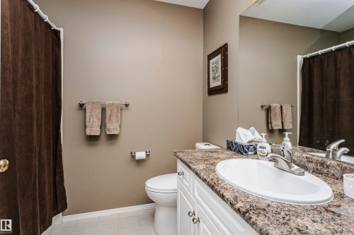 #22 11717 9B Av Nw, Edmonton, AB 