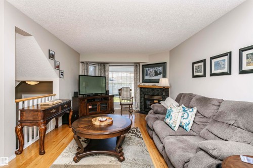 #22 11717 9B Av Nw, Edmonton, AB 