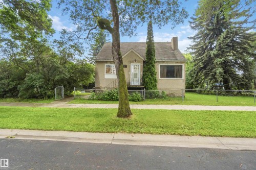 12243 104 Street NW  Edmonton, AB T5G 2L7