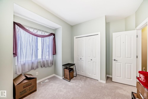 576 Glenwright Crescent Nw, Edmonton, AB - Indoor