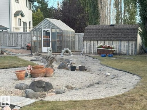 576 Glenwright Crescent Nw, Edmonton, AB - Outdoor