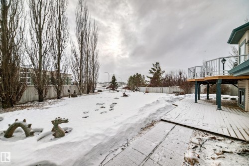 576 Glenwright Crescent Nw, Edmonton, AB - Outdoor