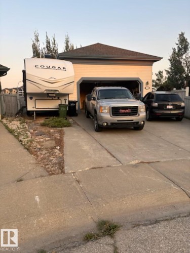 576 Glenwright Crescent Nw, Edmonton, AB - Outdoor