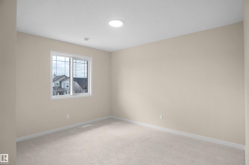 22915 95 Avenue Nw, Edmonton, AB - Indoor Photo Showing Other Room