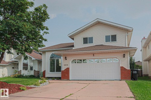 1028 James Crescent Nw, Edmonton, AB - Outdoor