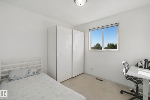 15730 141 Street Nw, Edmonton, AB - Indoor