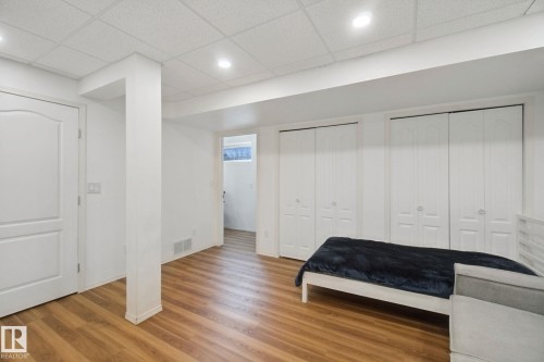 15730 141 Street Nw, Edmonton, AB - Indoor Photo Showing Other Room