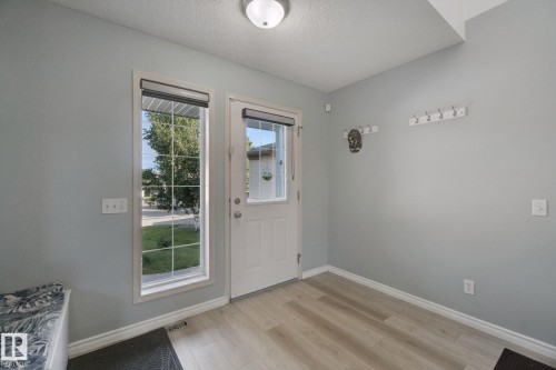 15730 141 Street Nw, Edmonton, AB - Indoor Photo Showing Other Room