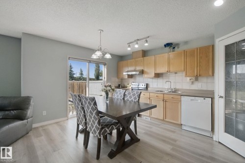 15730 141 Street Nw, Edmonton, AB - Indoor