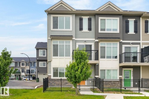 6222 CARTMELL Crest SW  Edmonton, AB T6W 5A7