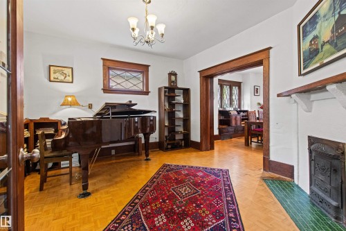10714 75 Avenue Nw, Edmonton, AB - Indoor With Fireplace