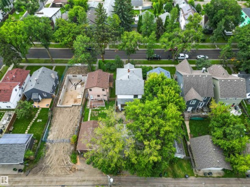 10714 75 Avenue Nw, Edmonton, AB - Outdoor