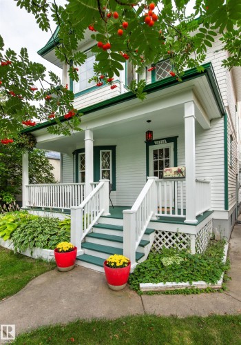 10714 75 Avenue Nw, Edmonton, AB - Outdoor