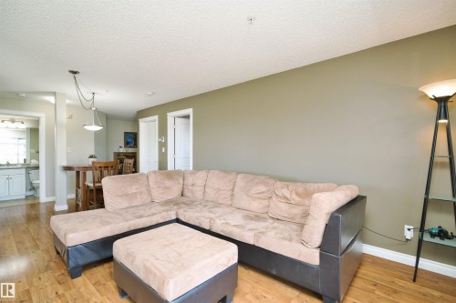#311B 6 Spruce Ridge Dr, Spruce Grove, AB - Indoor Photo Showing Living Room