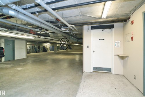 #311B 6 Spruce Ridge Dr, Spruce Grove, AB - Indoor Photo Showing Garage