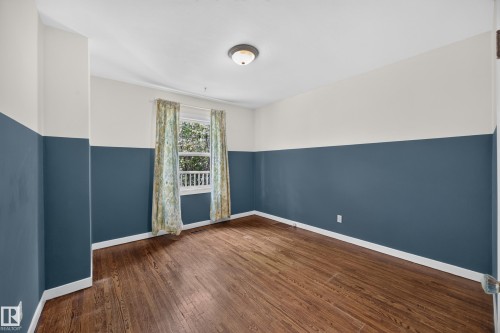 11603 71 Street Nw, Edmonton, AB - Indoor Photo Showing Other Room