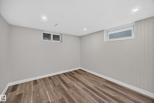11603 71 Street Nw, Edmonton, AB - Indoor Photo Showing Other Room