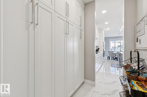 7758 Getty Wynd Nw, Edmonton, AB - Indoor Photo Showing Other Room