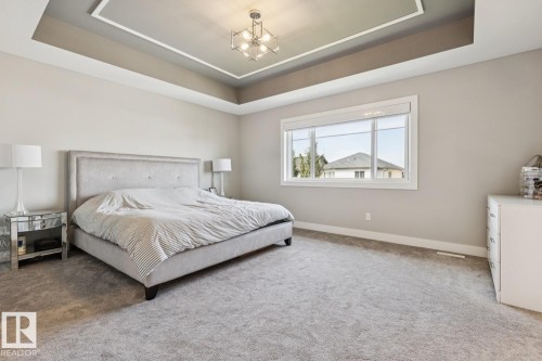 7758 Getty Wynd Nw, Edmonton, AB - Indoor Photo Showing Bedroom