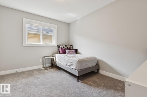 7758 Getty Wynd Nw, Edmonton, AB - Indoor Photo Showing Bedroom