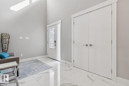 7758 Getty Wynd Nw, Edmonton, AB - Indoor Photo Showing Other Room
