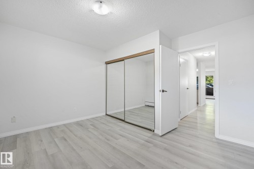 #101 7915 112 Av Nw, Edmonton, AB - Indoor Photo Showing Other Room