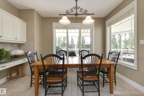8 Lauralcrest Place, St. Albert, AB - Indoor Photo Showing Dining Room