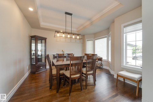 8 Lauralcrest Place, St. Albert, AB - Indoor Photo Showing Dining Room