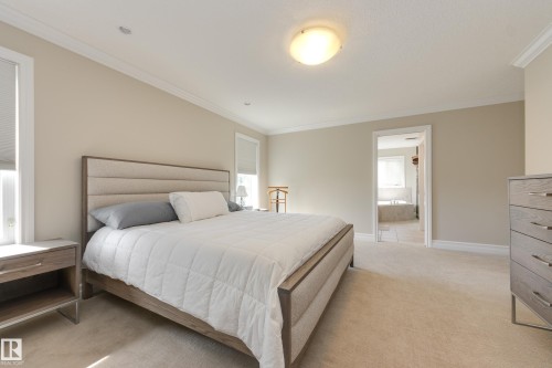 8 Lauralcrest Place, St. Albert, AB - Indoor Photo Showing Bedroom