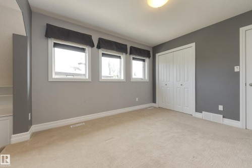 8 Lauralcrest Place, St. Albert, AB - Indoor Photo Showing Other Room
