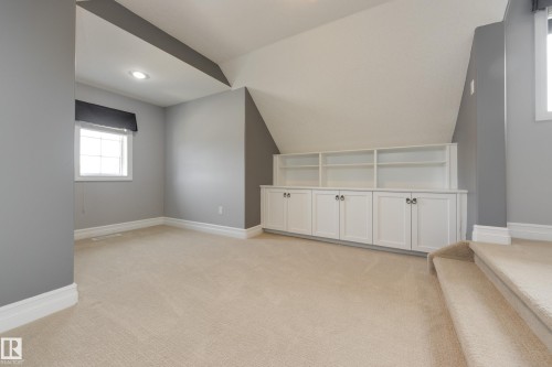 8 Lauralcrest Place, St. Albert, AB - Indoor Photo Showing Other Room