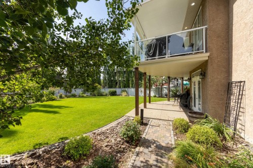8 Lauralcrest Place, St. Albert, AB - Outdoor