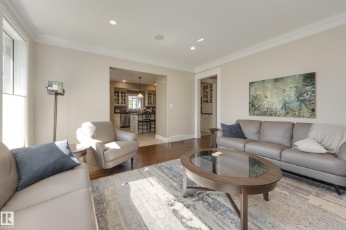 8 Lauralcrest Place, St. Albert, AB - Indoor Photo Showing Living Room