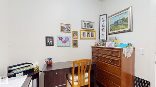 #313 511 Queen St, Spruce Grove, AB - Indoor