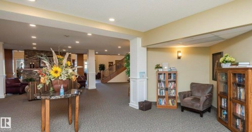 #313 511 Queen St, Spruce Grove, AB - Indoor Photo Showing Other Room