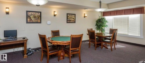 #313 511 Queen St, Spruce Grove, AB - Indoor Photo Showing Dining Room