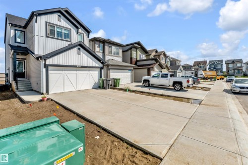 4610 72 Avenue, Beaumont, AB - Outdoor With Facade