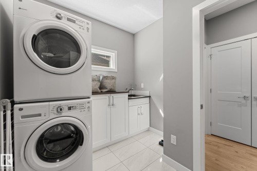 19 Orchard Crest, St. Albert, AB - Indoor Photo Showing Laundry Room