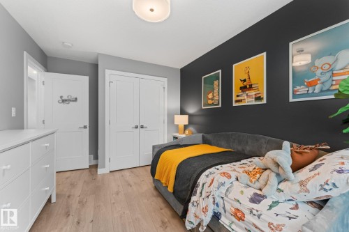 19 Orchard Crest, St. Albert, AB - Indoor Photo Showing Bedroom