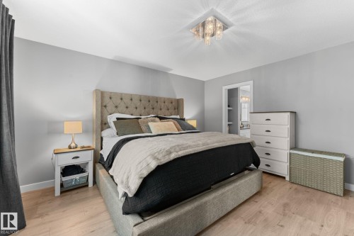 19 Orchard Crest, St. Albert, AB - Indoor Photo Showing Bedroom