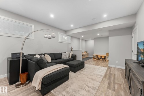 19 Orchard Crest, St. Albert, AB - Indoor