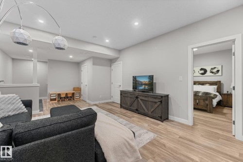 19 Orchard Crest, St. Albert, AB - Indoor