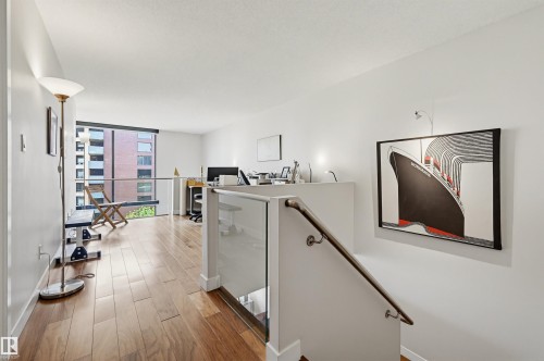 #806 10045 118 St Nw, Edmonton, AB - Indoor Photo Showing Other Room